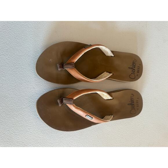 Reef Cushion Women's Comfort Flip Flop Brown Sandals Size 9 - Picture 2 of 5
